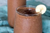 Banana Mocha Smoothie Recipe — What I Eat in a Day (Video)