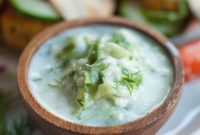 Vegan Tzatziki: Cooling Cucumber Sauce for Dips & Salads