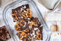 Biscoff Chocolate Crumble Bark Recipe: Crunchy Cookie Chocolate Bark