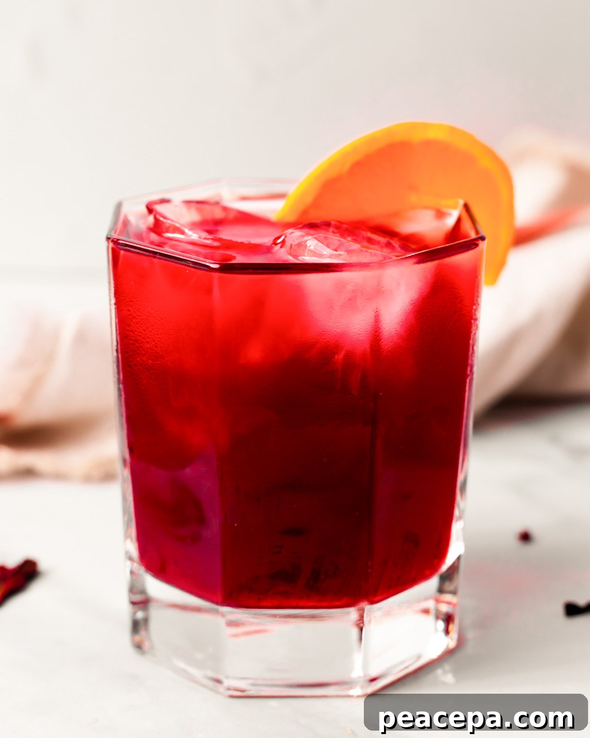 glass filled with red tea