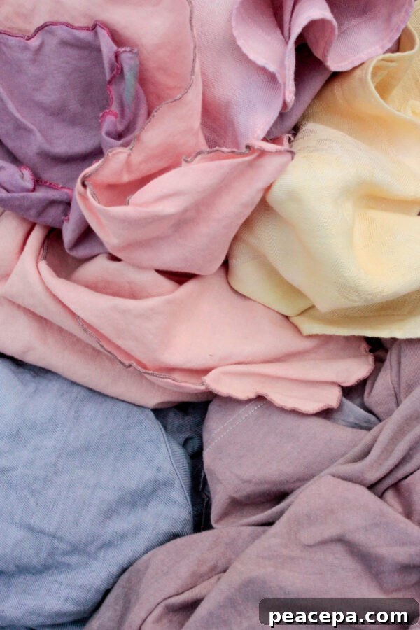 Colorful natural fabric dye
