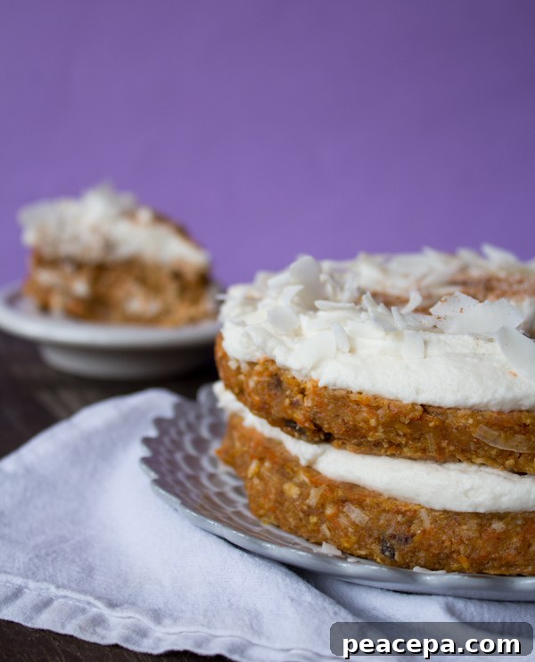Raw Carrot Cake | www.sweetpotatosoul.com