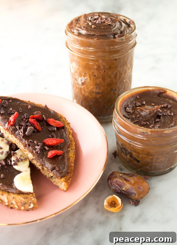 Vegan Maca Nutella | www.sweetpotatosoul.com