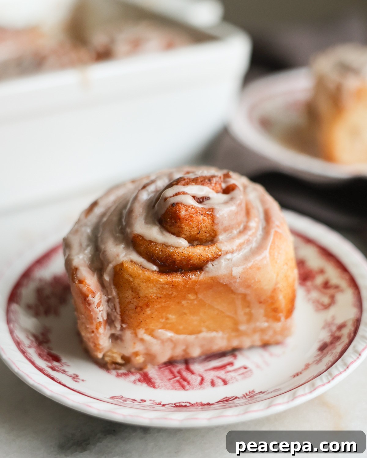 cinnamon roll on plate
