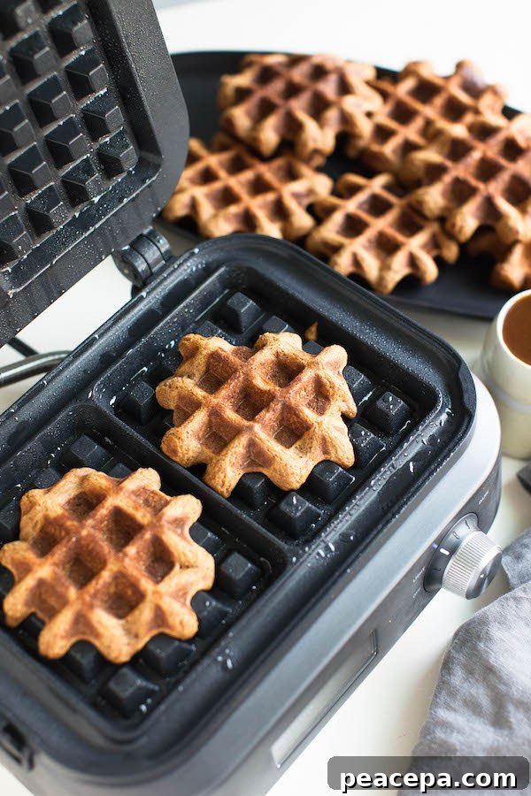 Vegan Pumpkin Waffles | @sweetpotatosoul