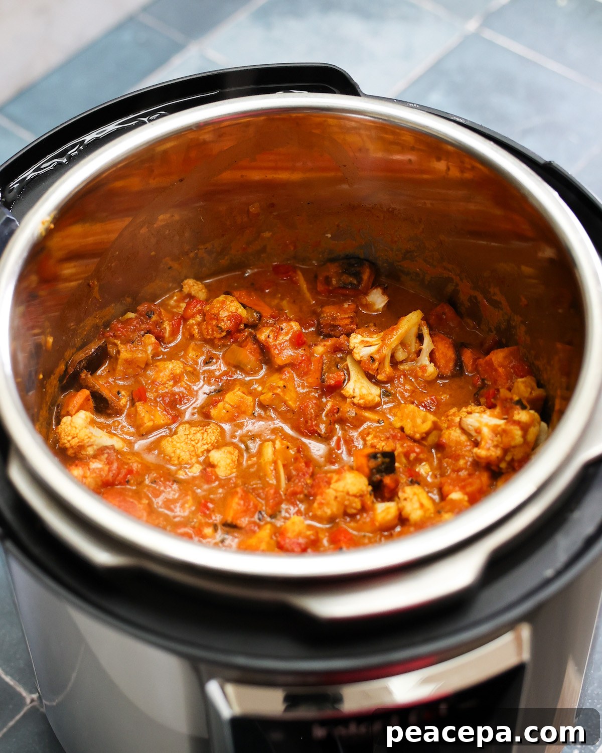 Completed vegan tikka masala in an Instant Pot.