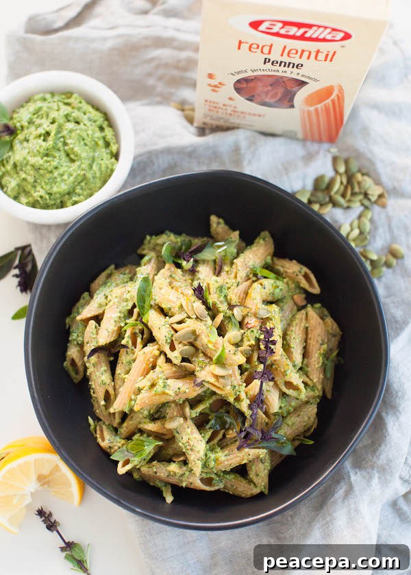 Avocado Pesto Pasta | @sweetpotatosoul
