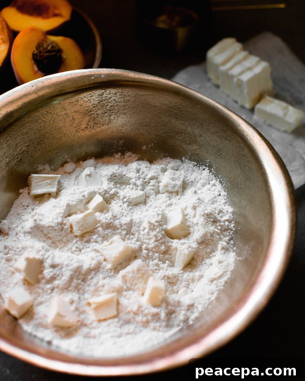 Vegan Peach Pie | @sweetpotatosoul