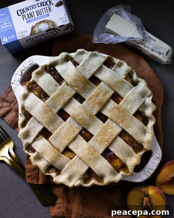 Vegan Peach Pie | @sweetpotatosoul
