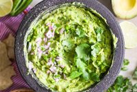 Creamy Homemade Guacamole Recipe for Parties and Dips